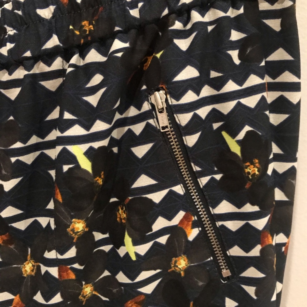 J crew patterned pants - Picture 2 of 3